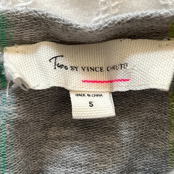 VINCE CAMUTO Short Sleeve Sweatshirt - Picture 8 of 8